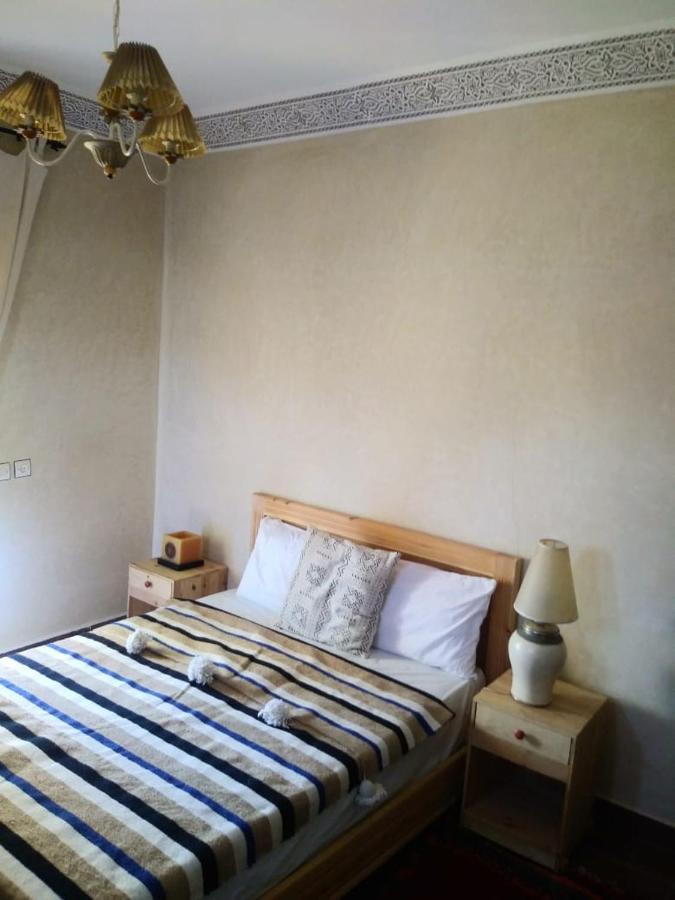 Le Petit Jardin Bed & Breakfast Demnat Exterior photo
