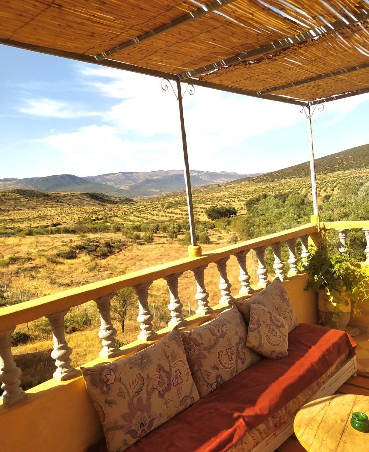 Le Petit Jardin Bed & Breakfast Demnat Exterior photo