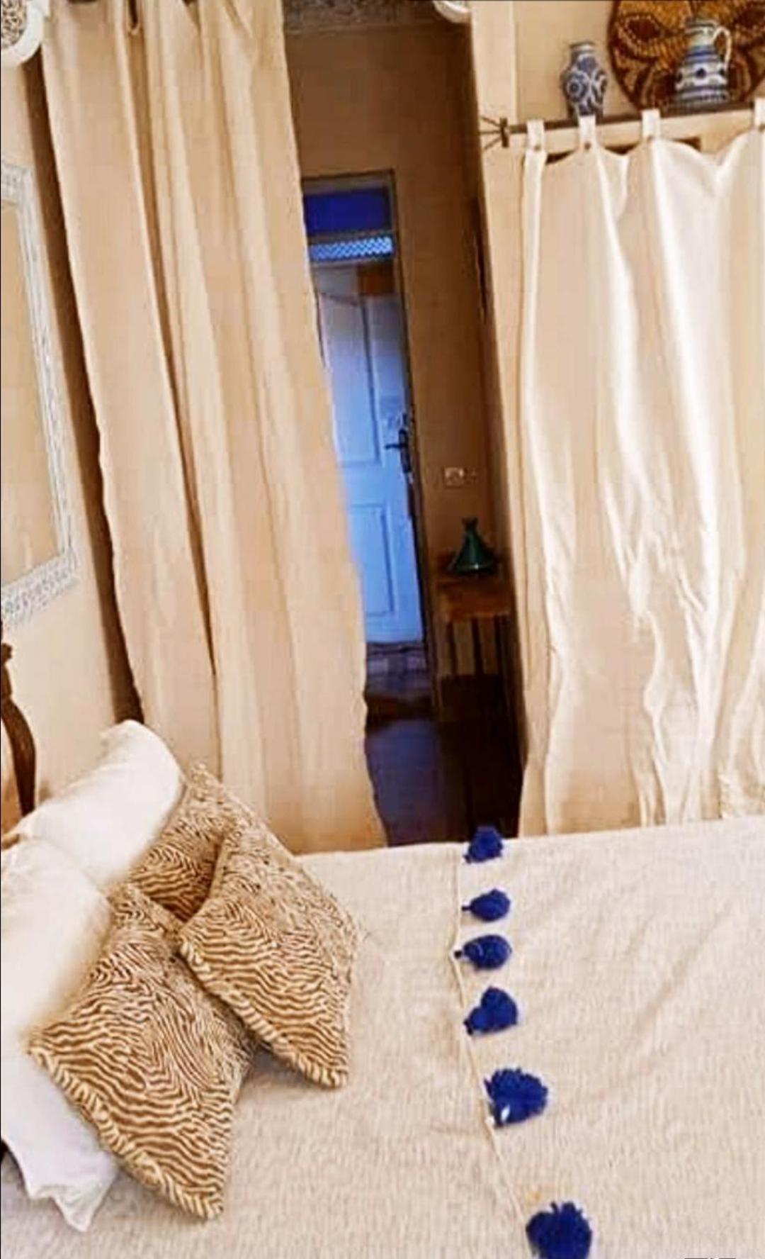 Le Petit Jardin Bed & Breakfast Demnat Exterior photo