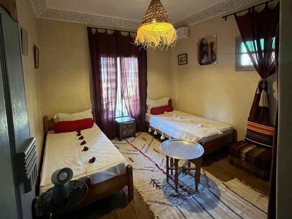 Le Petit Jardin Bed & Breakfast Demnat Exterior photo
